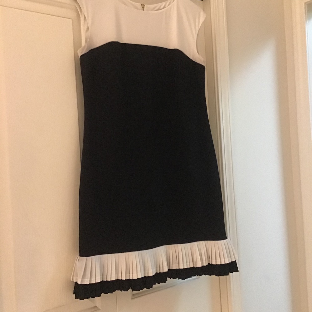Women’s Sandra Darren Dress